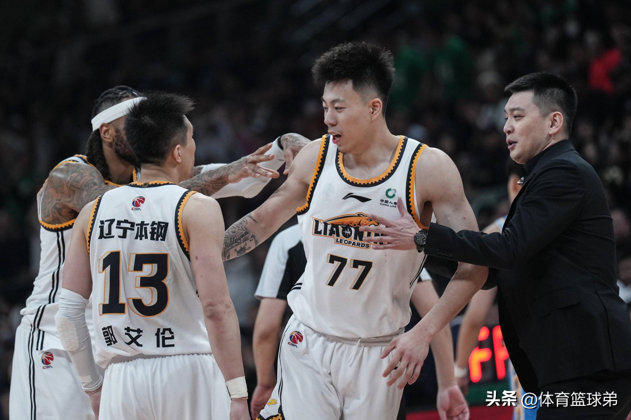 多名核心球员伤愈复出，球队气势如虹