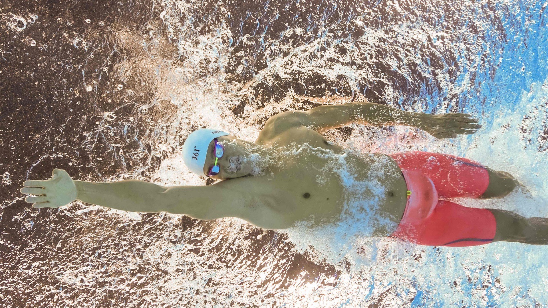 JackeyLove爆冷击败曼联，问鼎冠军引爆全场！