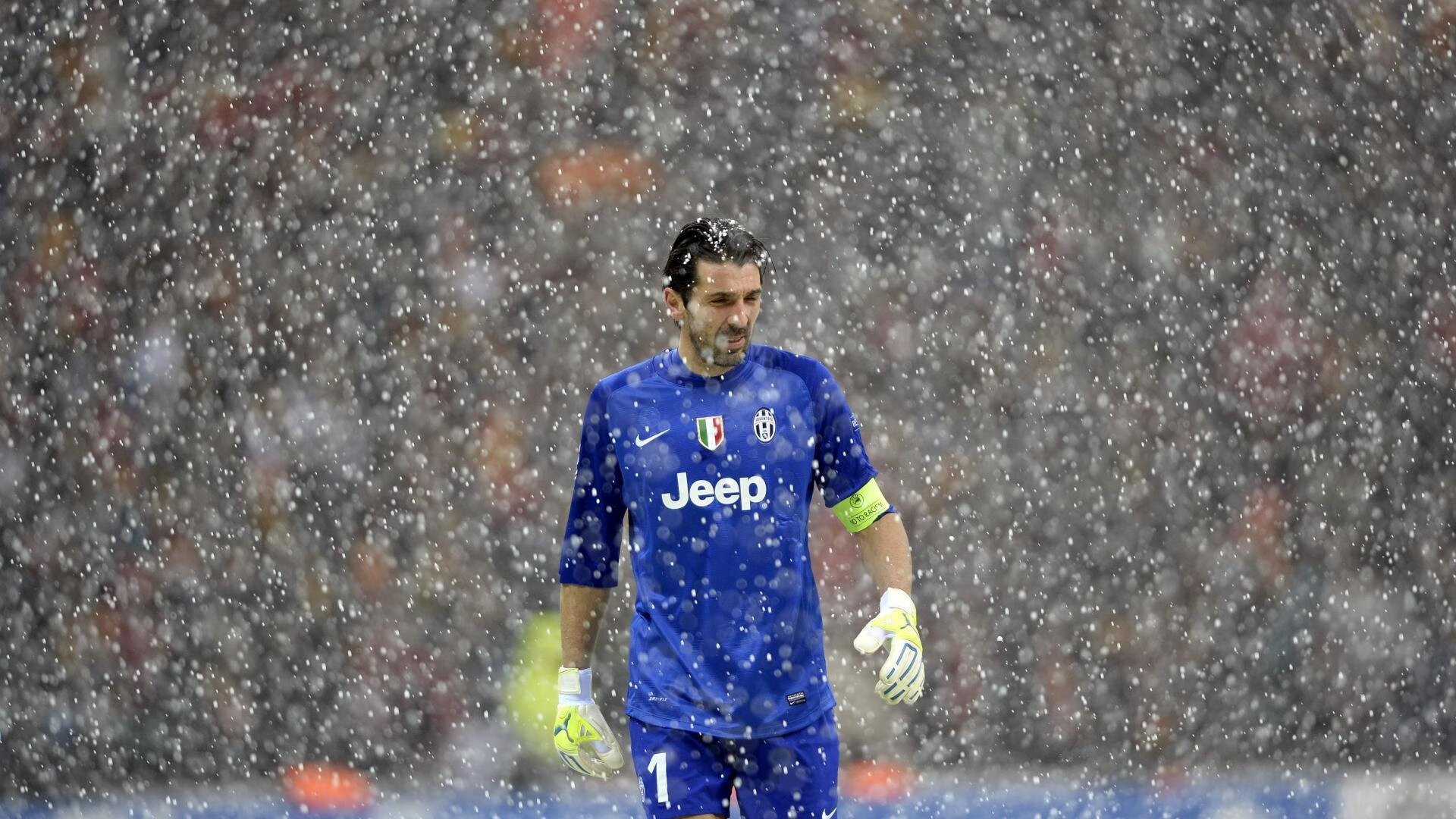 穆古鲁扎赛事官方发布惊险取胜新规，利物浦争议不断！